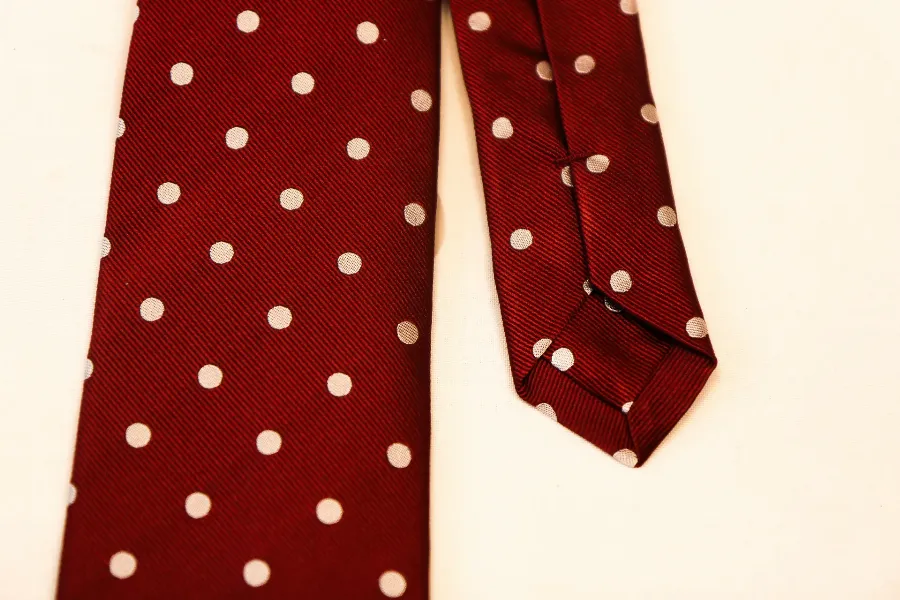 Tie 100% Silk Red & White Dots Self Tip