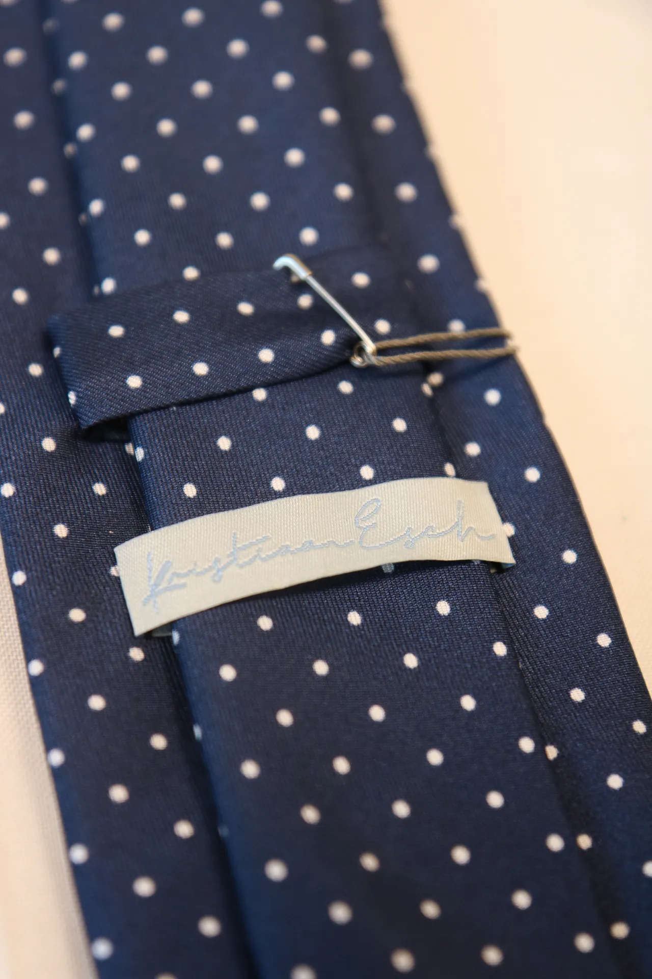 Tie100% Silk Twill Navy & White Dots Silk Tip