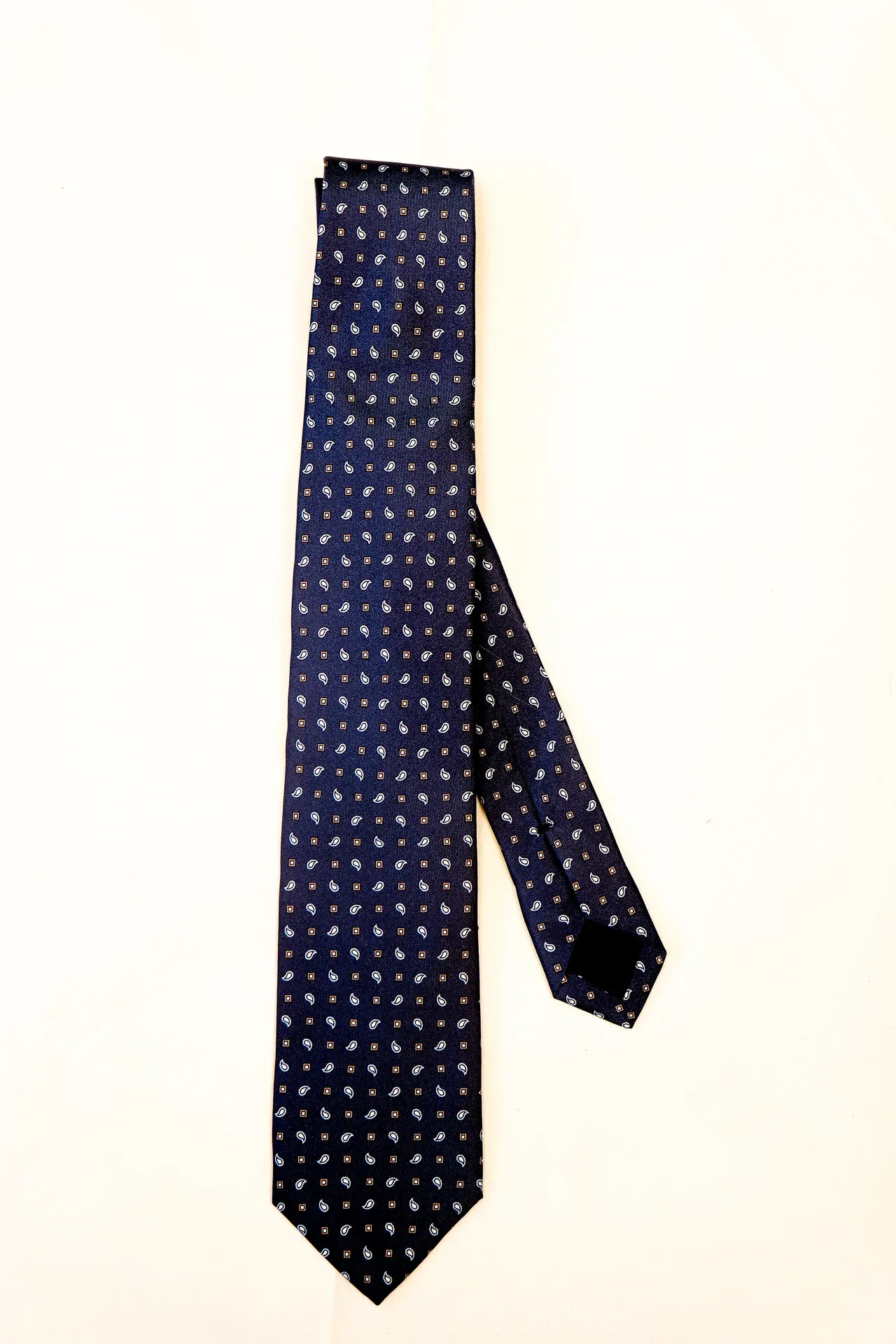 Tie 100% Silk Twill Navy & Brown Flower Silk Tip
