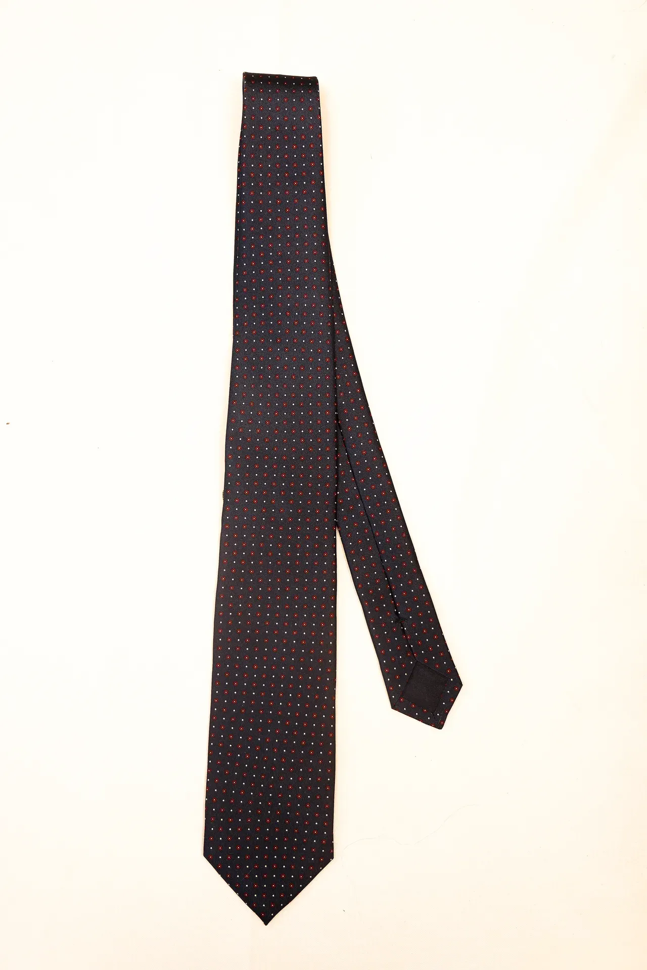 Tie 100% Silk Twill Navy & Red Flower Dots Silk Tip