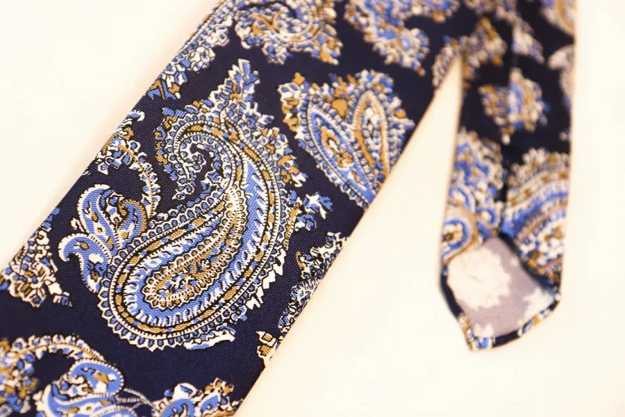 Tie 100% Silk Panama Navy & Brown Big Flower Untipped