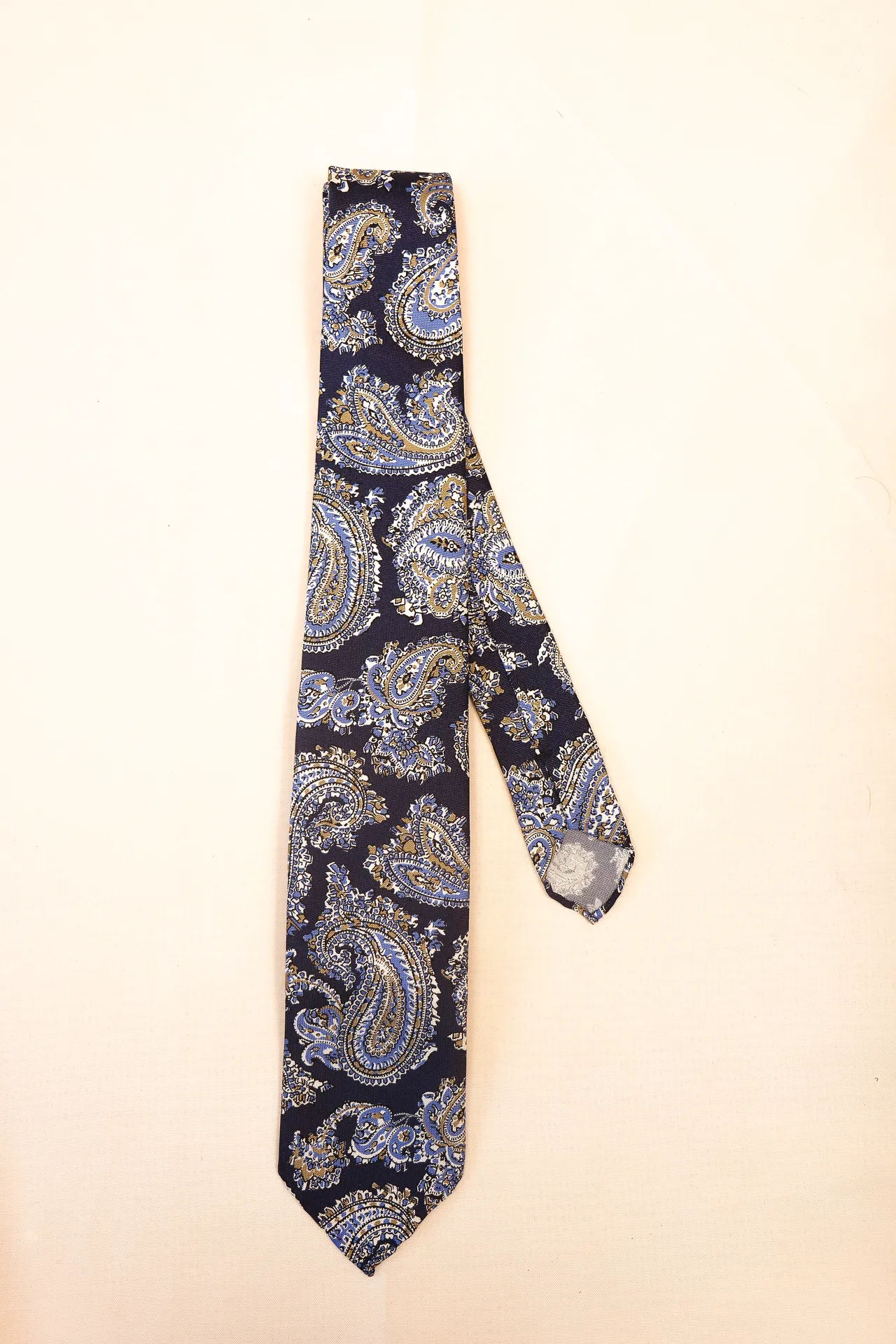 Tie 100% Silk Panama Navy & Brown Big Flower Untipped