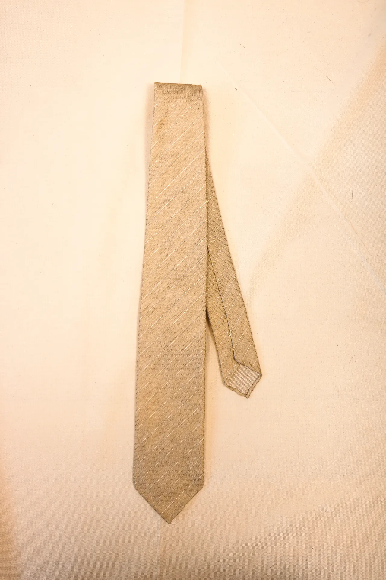 Tie 60% Linen 40% Beige White Gloss Stripe Untipped